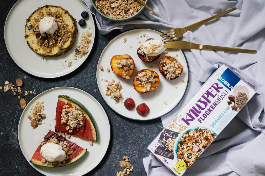 R282 Grilled fruits with cereal crumble