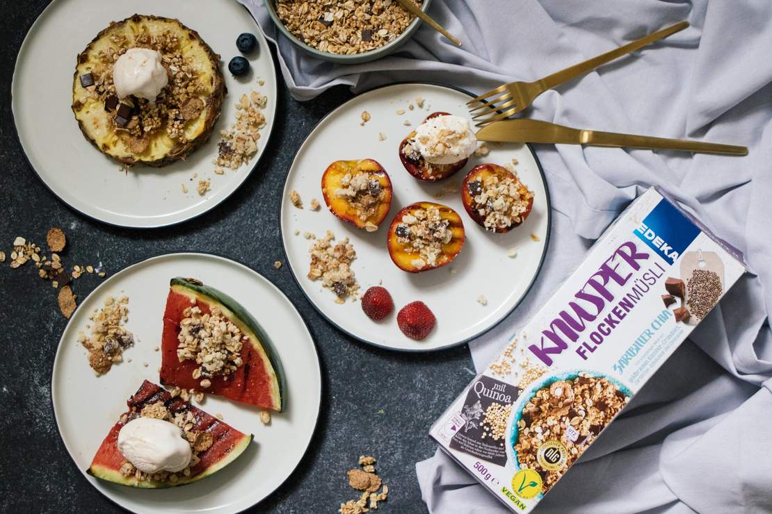 R282 Gegrillte Früchte mit Müsli-Crumble