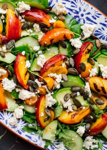 Summer salad with grilled peaches