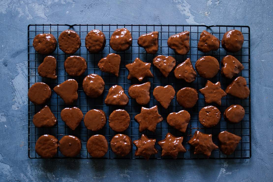 R102 Vegan Gingerbread