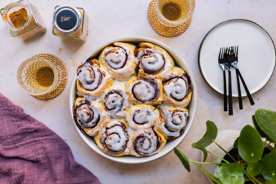 R201 Super easy: Vegan Cinnamon Rolls