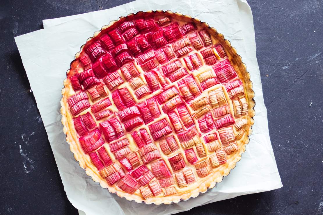 R501 Vegan, simple Rhubarb Tart