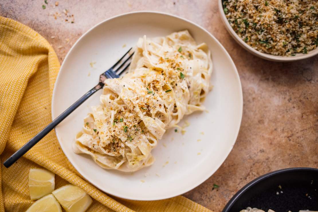 R626 Vegane Pasta mit Zitronensoße