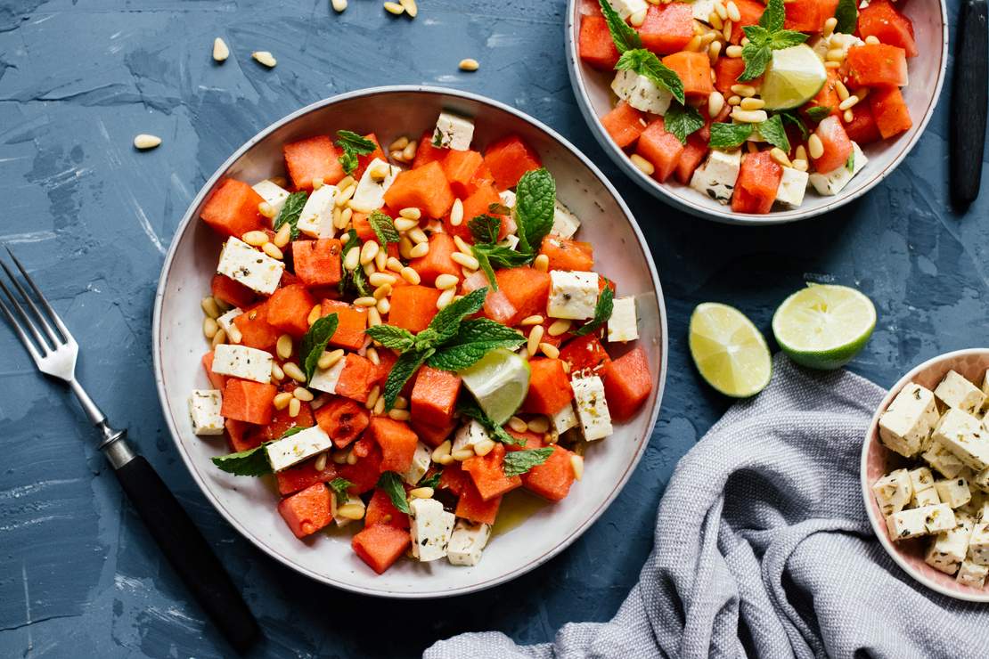 R413 Schneller, veganer Wassermelonen-Feta-Salat