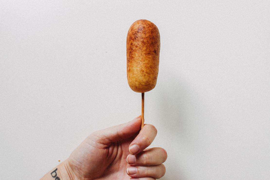 R188 Vegane Corn Dogs