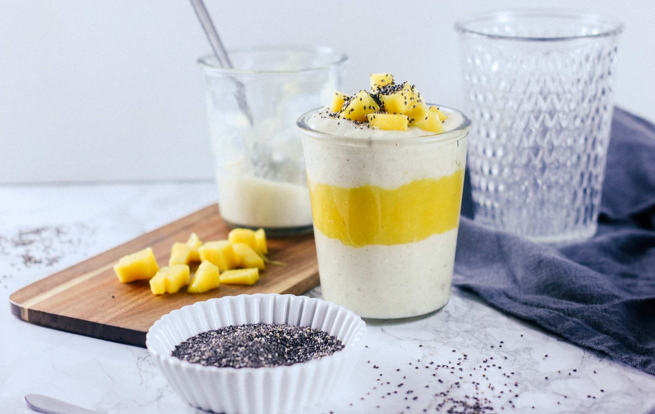 Veganer Vanillepudding mit Mango &amp; Chia - Zucker&amp;Jagdwurst