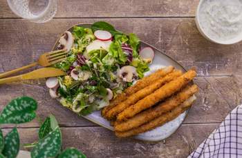 Fried Asparagus with Spring Salad and Sauce Hollandaise Dressing