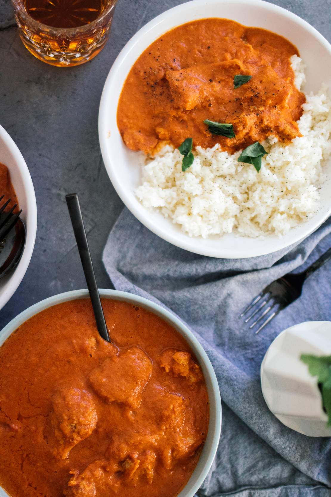 R78 Veganes Butter Chicken