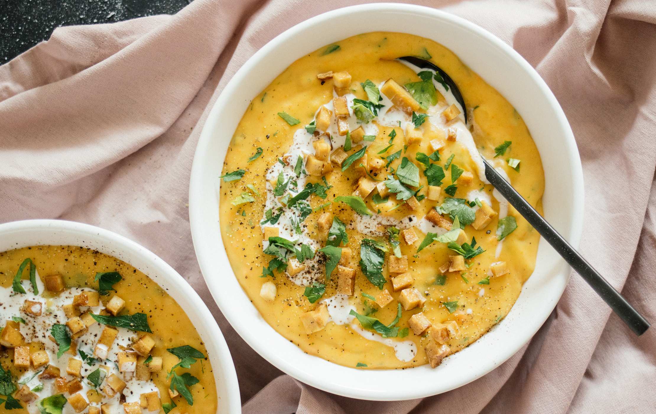 Vegan potato soup with smoked tofu - Zucker&Jagdwurst