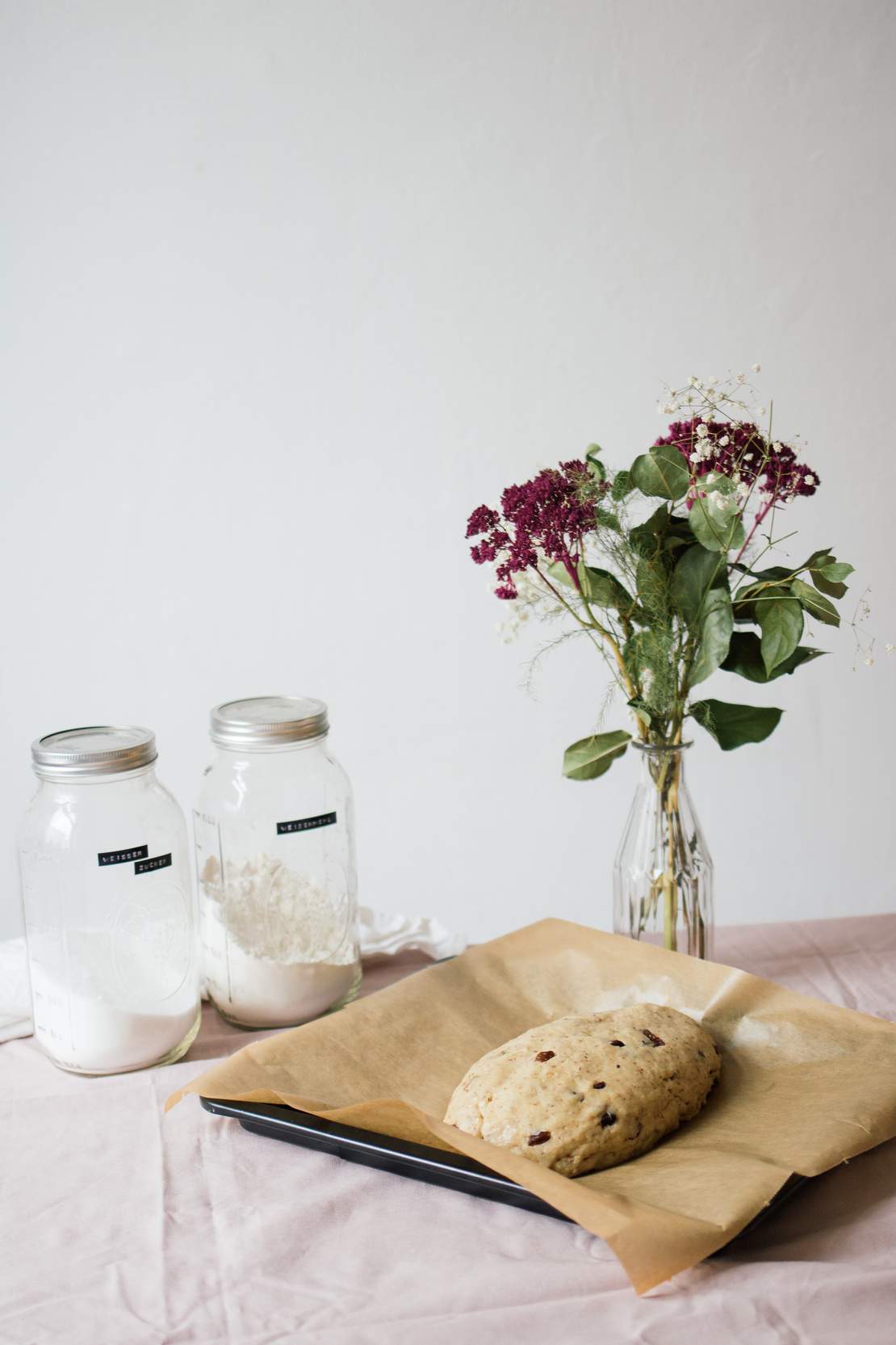 R325 Vegan Christmas stollen