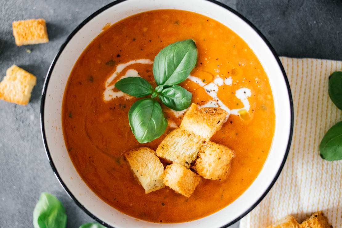 R123 Vegan Oven Roasted Tomato Soup
