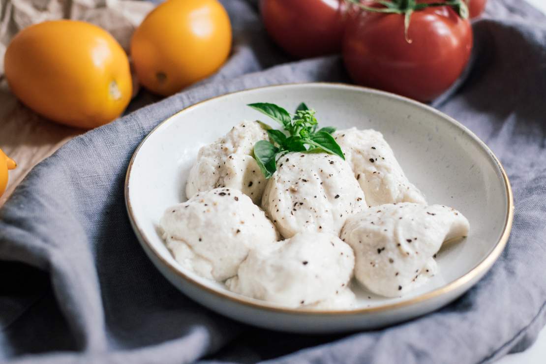 R417 Veganer Caprese-Salat