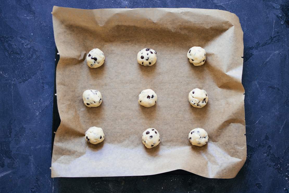 R363 Vegan, soft Chocolate Chip Cookies